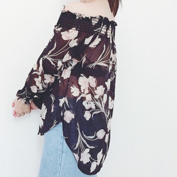 NWT chiffon pink floral off-shoulder top    - Picture 4 of 7